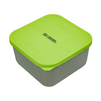 Kastīte ēsmai ar vāku un iekšējo trauku Feeder Concept FEEDER BAIT BOX M